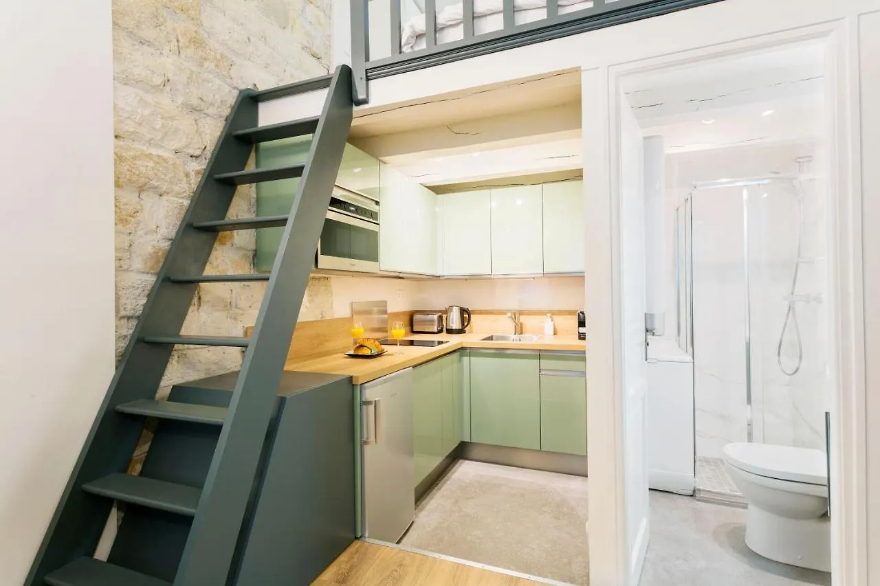 La Madeleine Private Studio City Apartment Paris